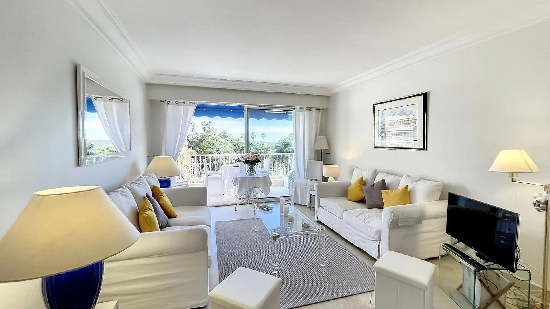 Emplacement Ideal, Terrasse Vue Mer 321L Seb Cannes